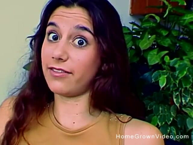 Homegrown Video: Her First Sybian Ride, Complete with Cum