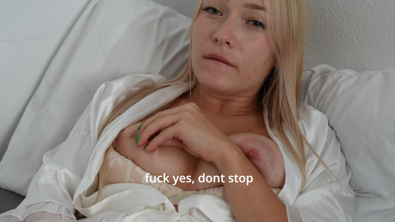 Emily Butterfly: Virtual Sex - I Fucked My Girlfriend While I Was Away...