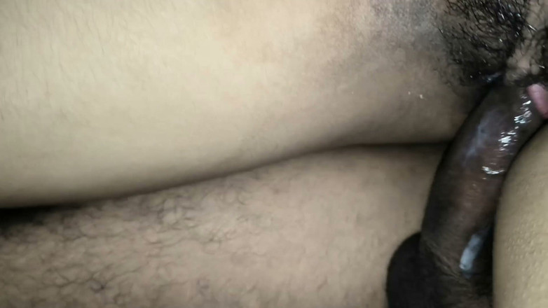 Robbie Dia: Nisha se fait baiser par derrière par son patron, vidéo...