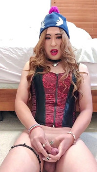 Sissy Slut Bess Edges Her Clitty Before Eating Her Loads