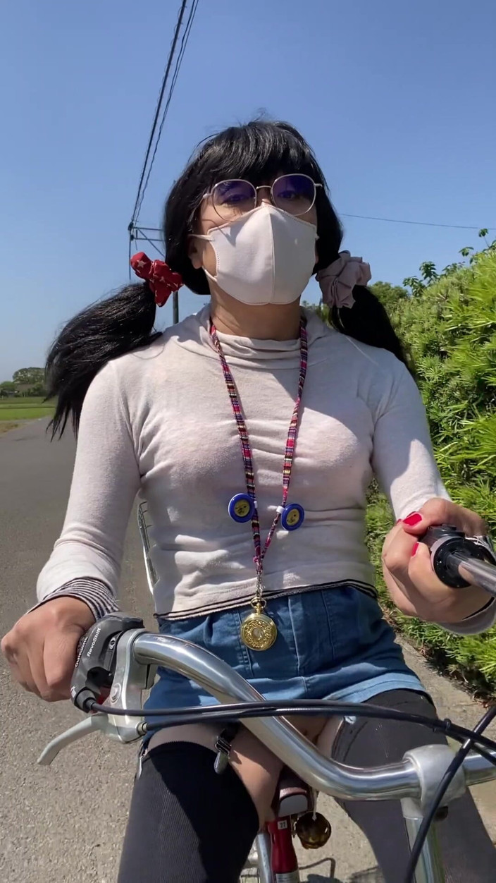 megu2002: No. 229 Early Summer Cycling with My Pussy on Display