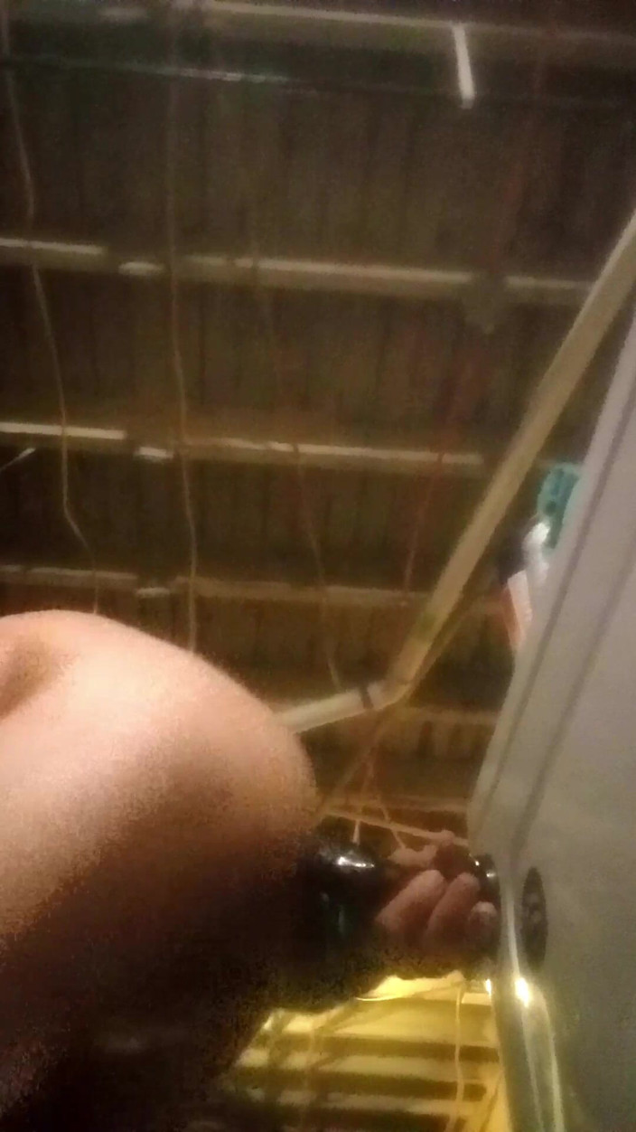 Magnumxlcody: 양성애자 남자는 딜도를 사용하고 더 큰 것이 필요하다고 생각합니다.