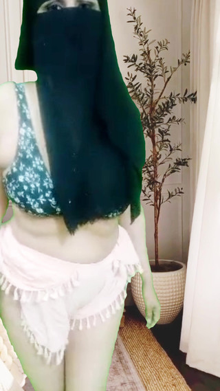 TestyFoundation: La sorellastra indiana vuole un lecca-lecca nel culo e nella...