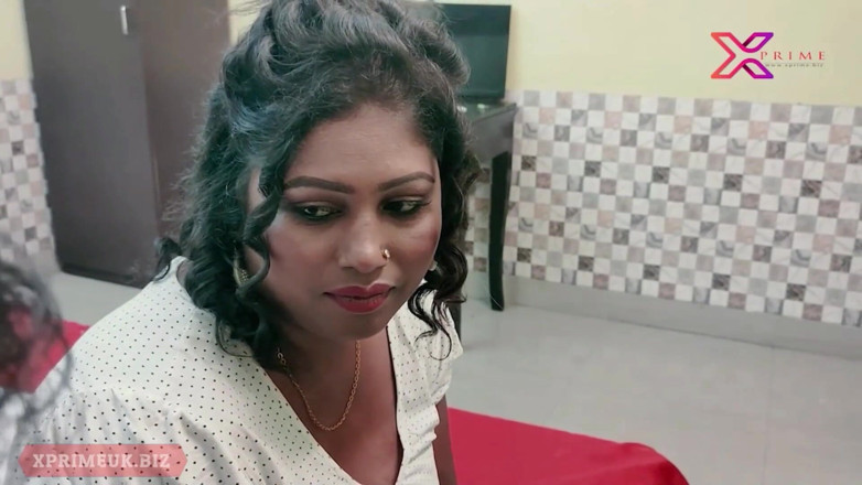 Indian Erotica: Pantat bahenol tante seksi ini dientot habis-habisan sampai dicrot di...