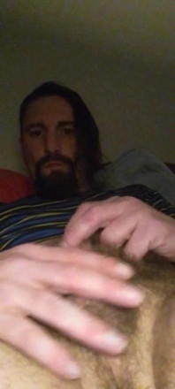 Ridemehard13 masturbare solo