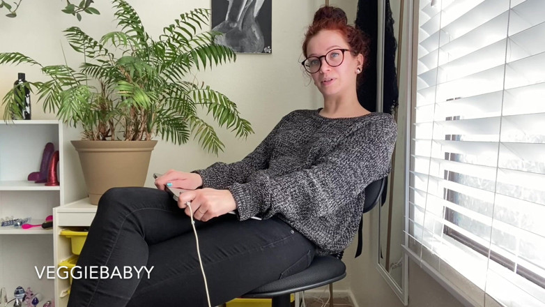 Veggiebabyy: Patronun yeni bir sikiş oyuncağına ihtiyacı var 31 talimatı röportajı