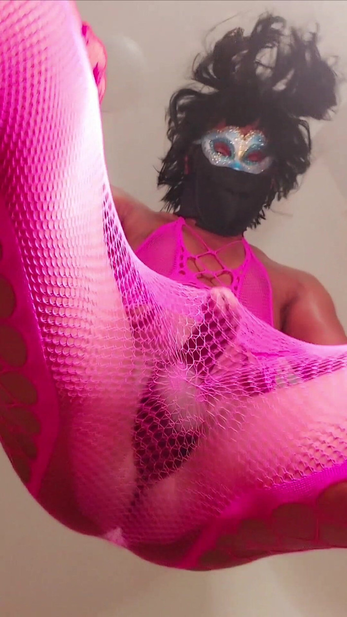 Milah CrossxxX: 밀라 엔 그물망 로즈