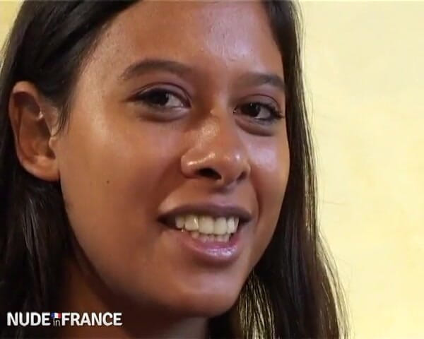 La France a Poil: बहुत सुंदर युवा टॅंड रंडी की कास्टिंग काउच की जोरदार चुदाई हो रही है
