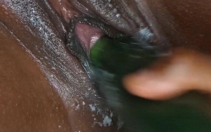Midnightmistress1: Memek sempit cewek afrika dicrot di dalam