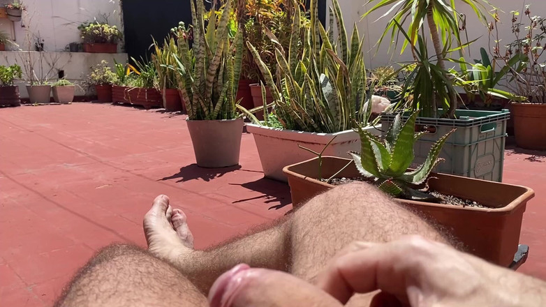 Placer_macho: Nage entre le soleil, plaisir et orgasme.