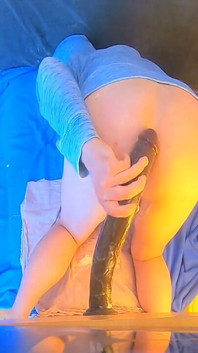 Anal Extreme - Consolador Enorme Perforado Culo Femboy