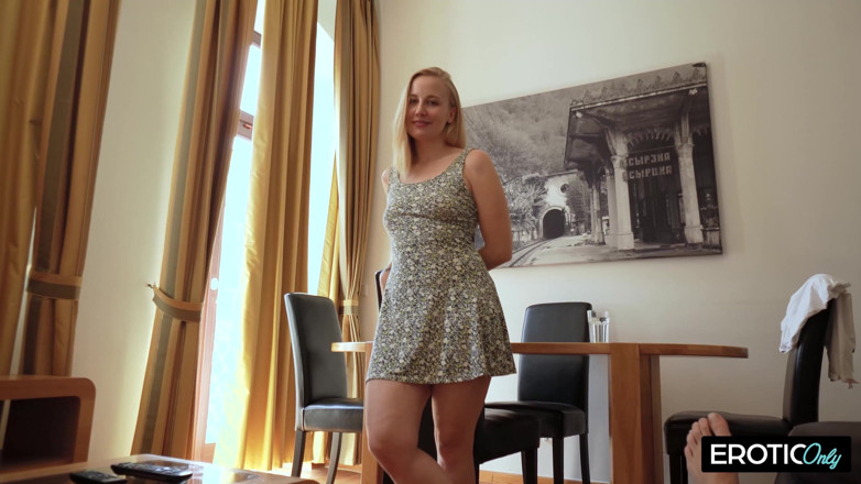German bitch hunter: Fată germană excitată de 19 ani se agață cu un străin într-un...