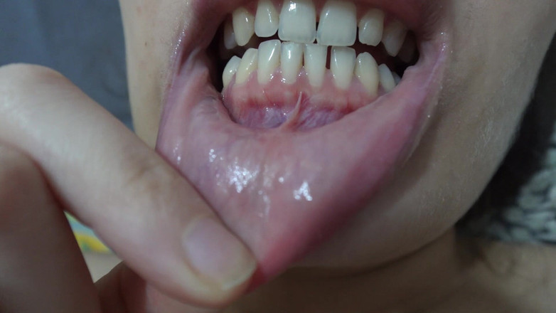 AmayaMori: Ma demi-sœur brésilienne fait un fétichisme de la langue et...