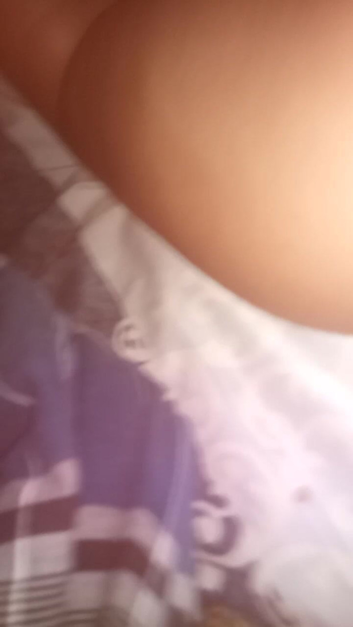 Pickup maami: Noční hlídač si užívá čuráka