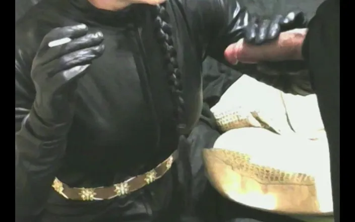 Peternorthlegend: Leather Gloves Harsh Handjob Huge Cumshot