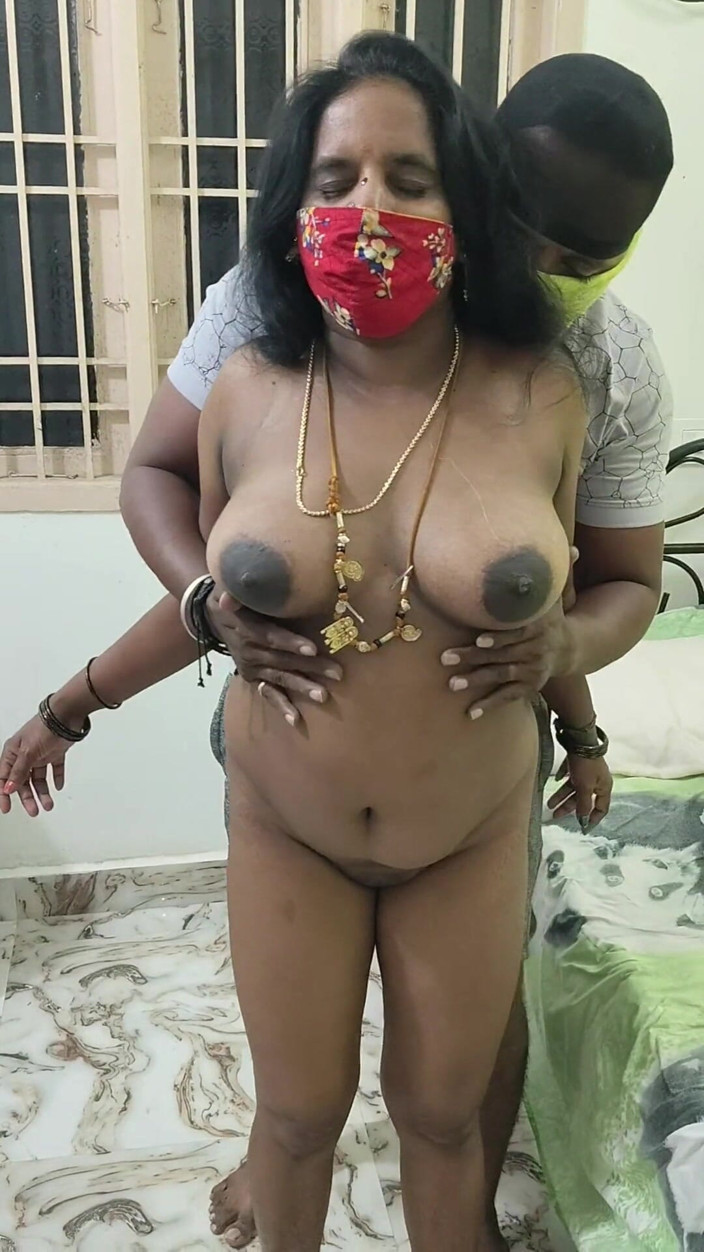 Thesana: 남편과 친구 눈 가리고 속이고 따먹히는 마누라