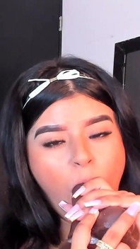 Je Suis Timide Mais J’ai Envie D’être Baisé, Tu Veux Me Baiser?