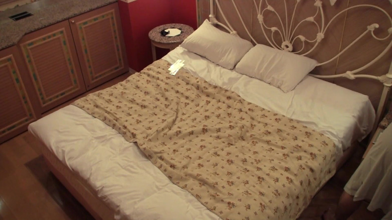 Raptor Inc: Dacă o seduci, o poți fute! Doamnă angajată la hotel în...
