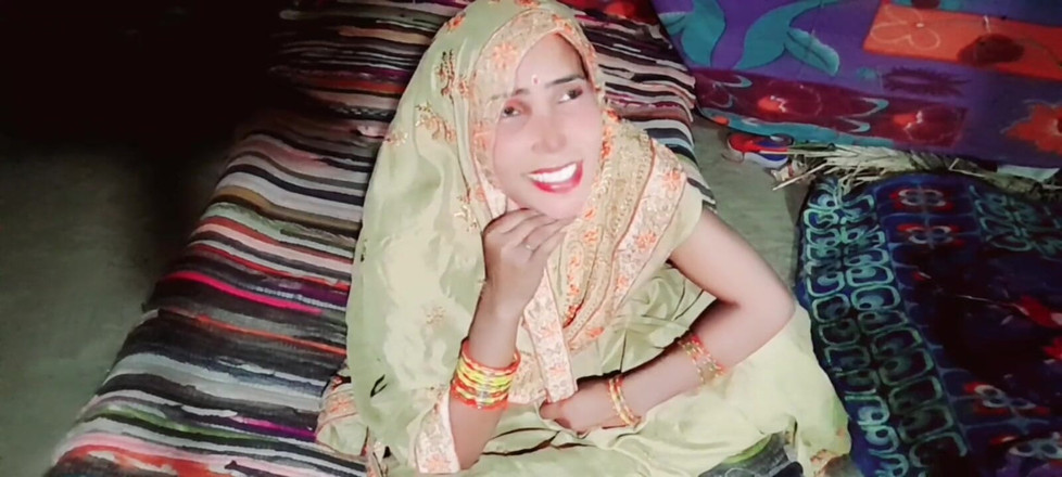 Renudbf: 当我的朋友女朋友出去印度热辣青少年性爱时，我操了他！真正的粗暴性爱