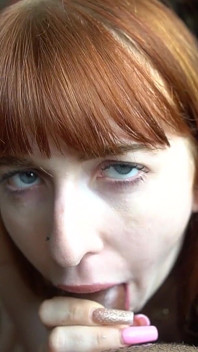 Hannah Grace tenta o seu melhor para garganta profunda um BBC