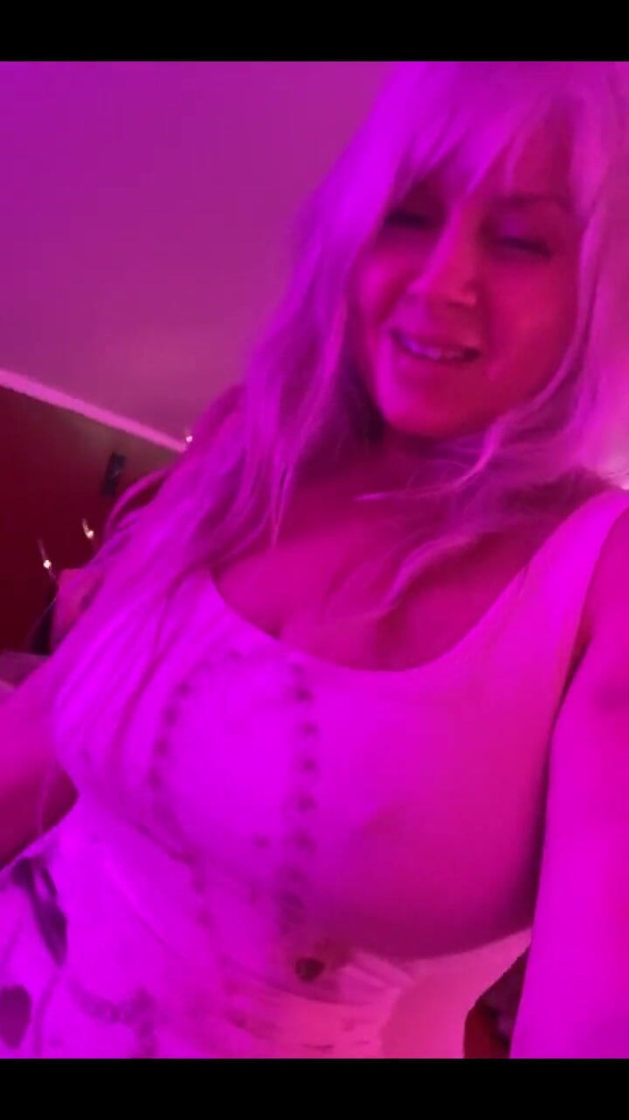 PaintedRose: Rival twinsters che filma dietro le quinte set scena 1 Sta...