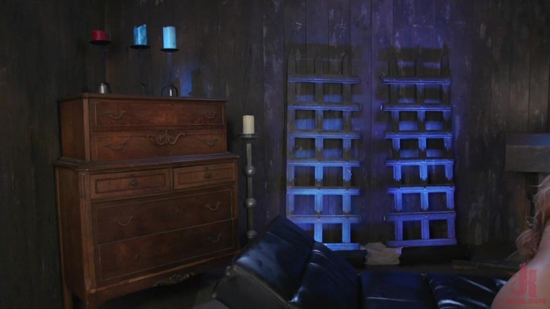 Kink TS: TS-göttin casey küsst, creampies devote schlampe mercedes carrera!!