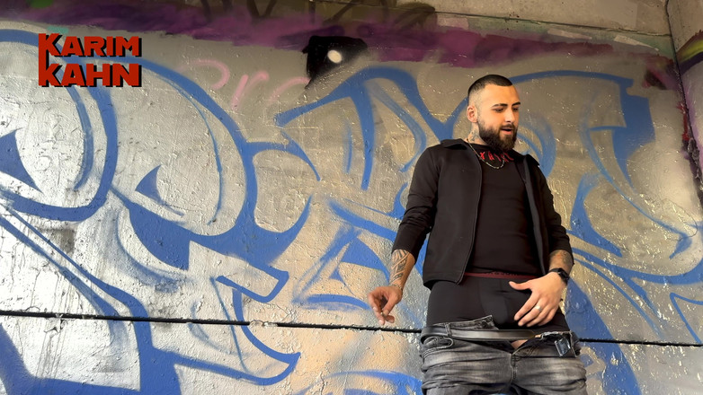 Karim Kahn: Cumshot mit großem druck nach dem im freien