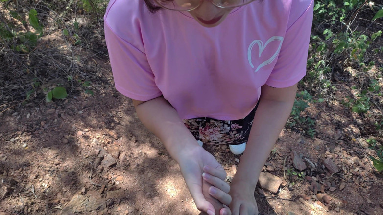 SugarPose: Latina Teen Gives a Blowjob in the Woods
