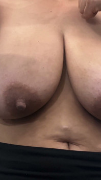 J Cup Tits Flexing Pecs Cam 2