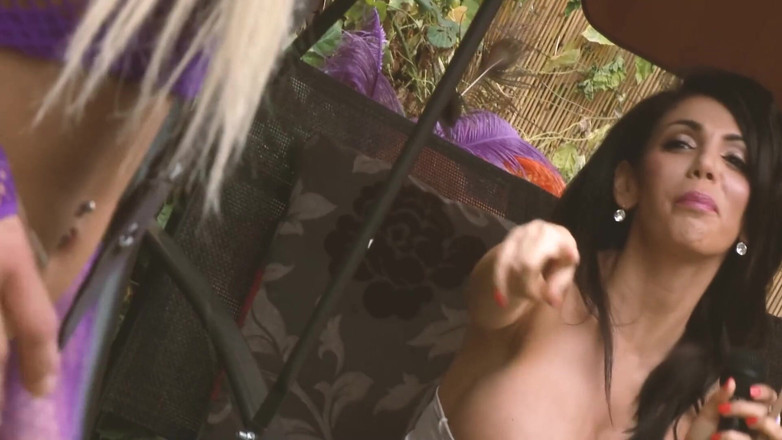 THAGSON: Amantes De Las Pollas Grandes - 2_sexy Rubia Tetona En Lencería Follando...