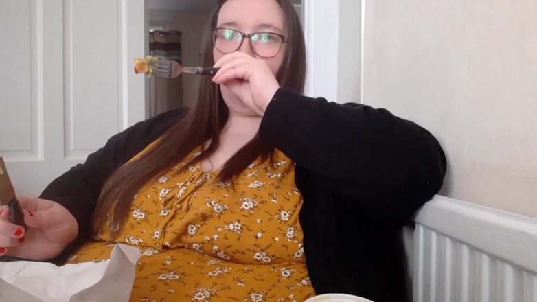 SSBBWLadyBrads: BBW SSBBW stopfen bauchfische und -chips