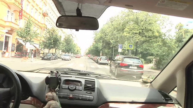 Berlin Orgy: Two sexy chicks are getting slammed in the car