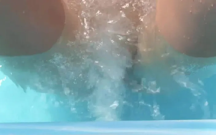 Pervy Studio: Bikini model on water jets