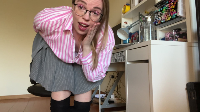 bitetwin9: Anal Hole Close up Examination by Her Boss