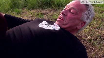MMV Films: Mujer y dos chicos tienen sexo al aire libre y...