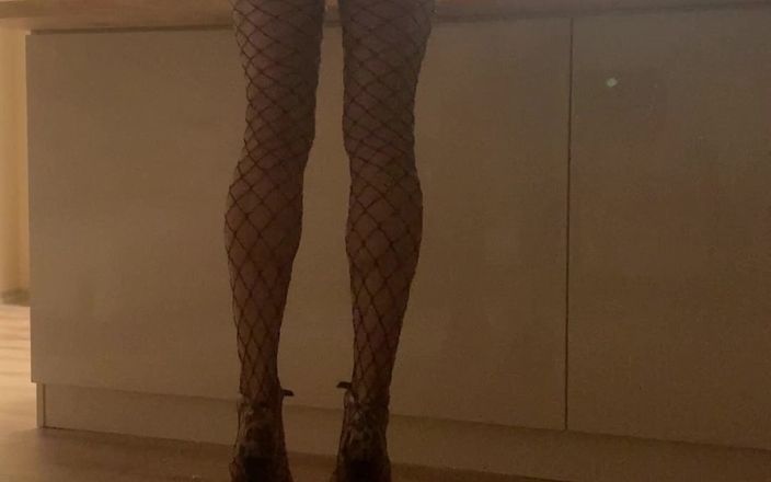 cd_aysemmm: El chico de la pizza estaba muy sorprendido