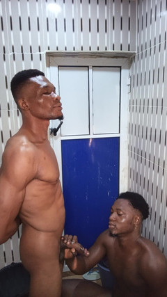 BlackDanie_production: Babam beni çok iyi sikti ve buna bayılıyorum