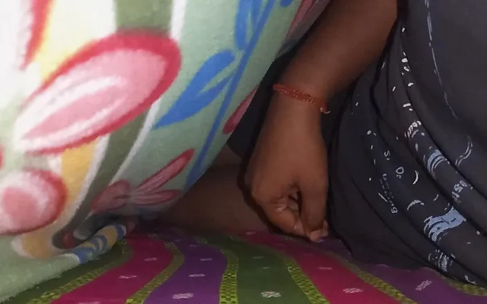Sweet Indian cock: Kolkata Bhabhi Ki Garam Pussy Licking with Sucking