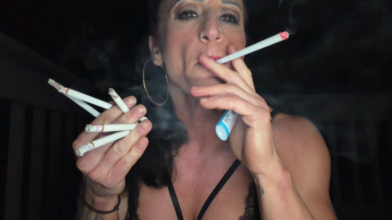 Kandylegsxxx: Smokin Hot Chain suge și îmi puffing 120 de ani