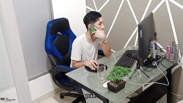 Vayolet: Збуджений лікар трахає пизду красивої пацієнтки, і вона ковтає всю його сперму - порно іспанською