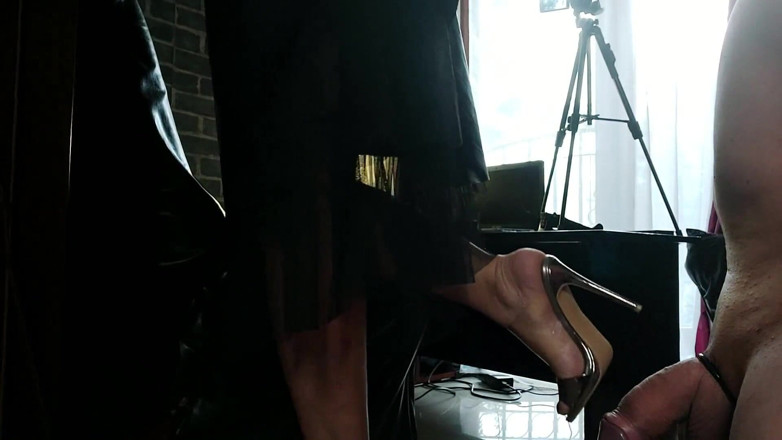 SassyTiff: Foot domination and JOI with Mister Faith
