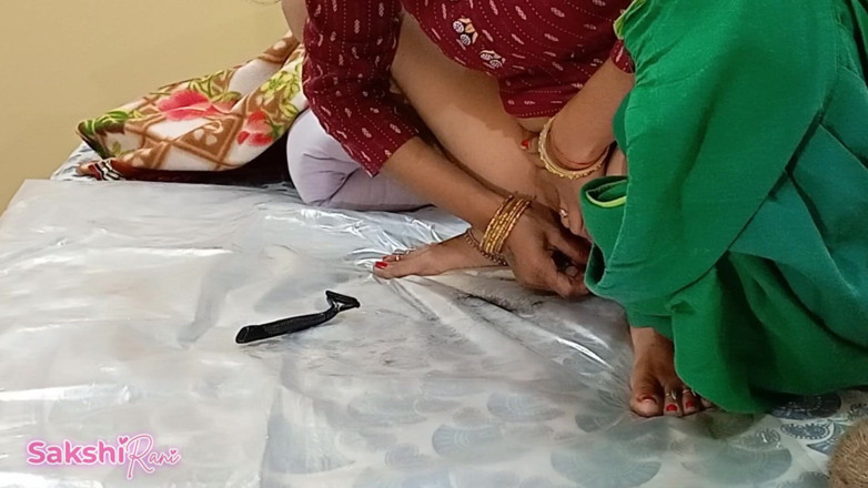 sakshi_raniii: Pussy Shaving Video Desi Maid in Boss Room with Caught...