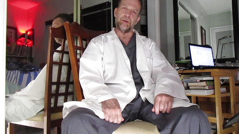 Hairyartist: Dr. Will Hadir Untuk Membantumu 11 13 2023