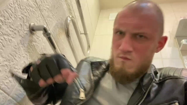 Hunky time: 羞辱一个fag（应要求）