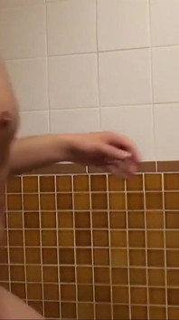 Hungrige bBW brünette hart und für ihr sextape in pOV vollgespritzt