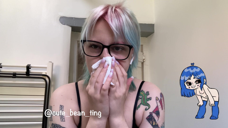 Alice Bean: ビッグ・ホーンズ 鼻をかむ