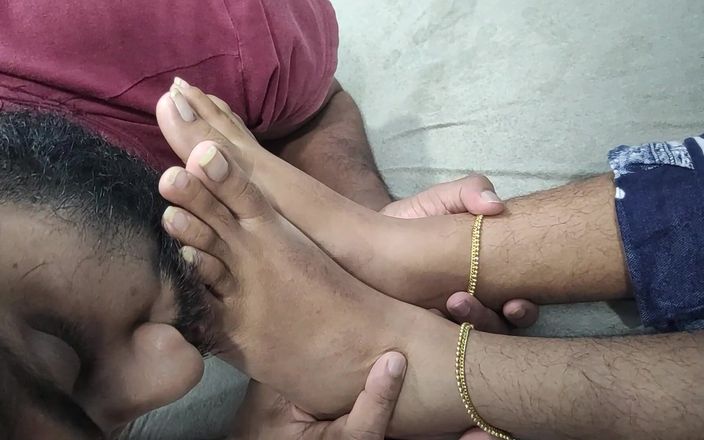 Vaigavarun Feet romance: Feet Lick Romance