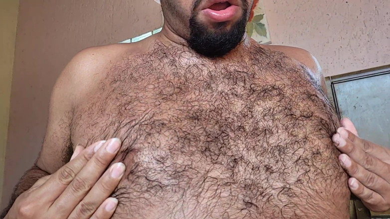 Luksmen1: Hairy Bear Full Body Tease