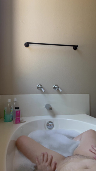 Nasty_FetishFem: Mature Bath Shy Orgasm