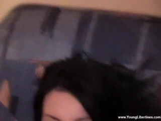 Young Libertines: Teeny fingers herself on cam